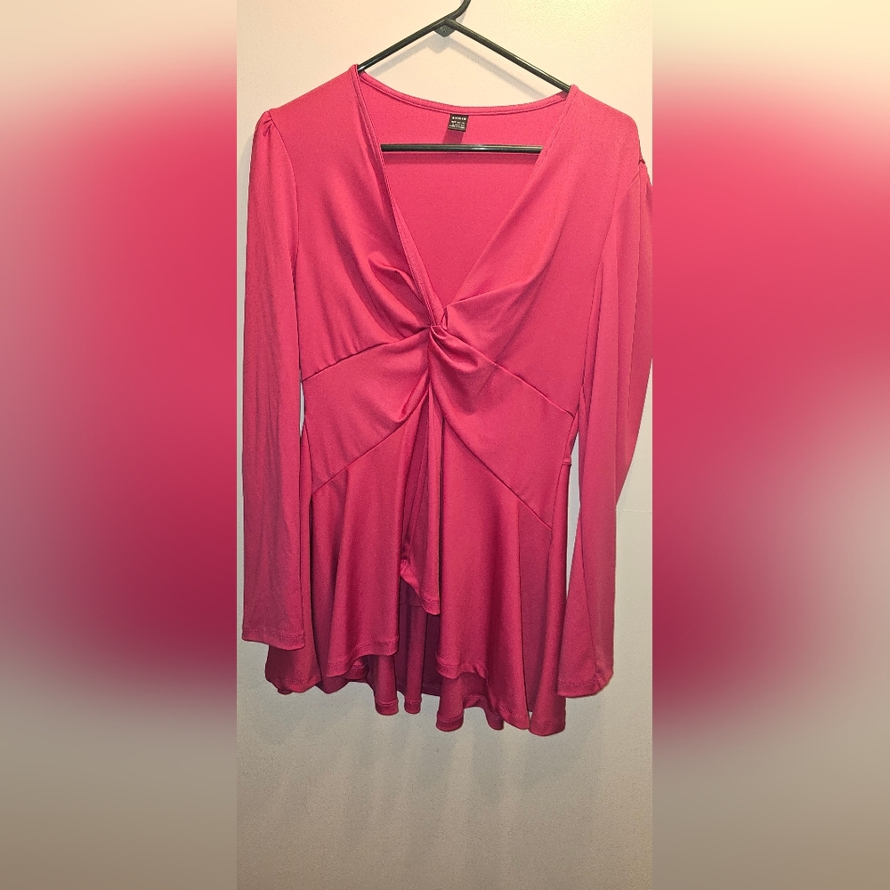 SHEIN Fuchsia Twist-Front Blouse